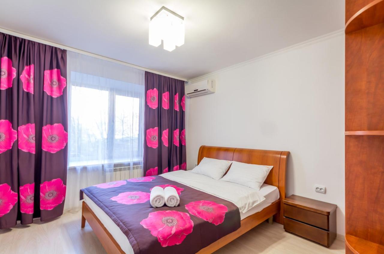 Apartments Near Parus Business Centre Kiew Exterior foto