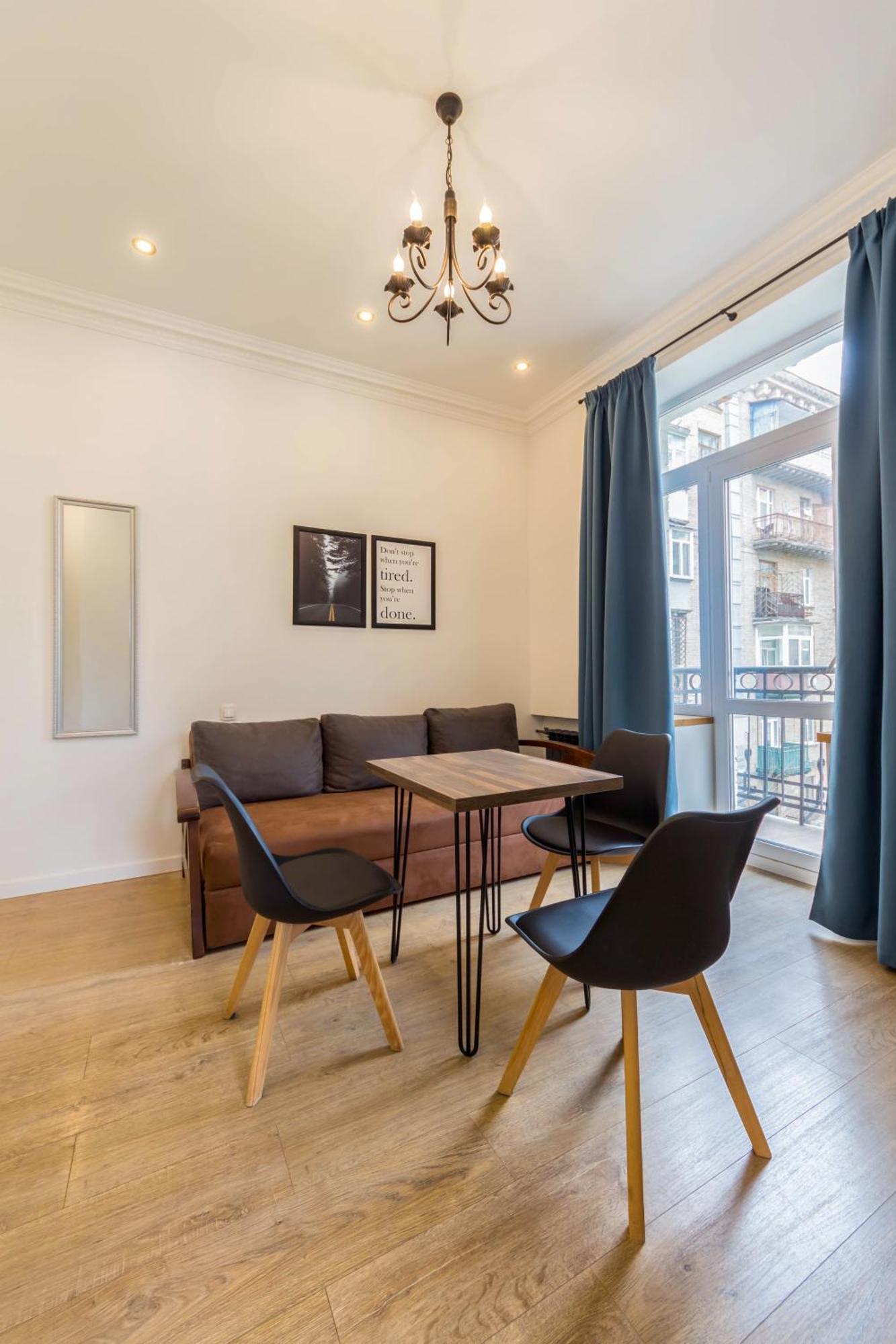 Apartments Near Parus Business Centre Kiew Exterior foto